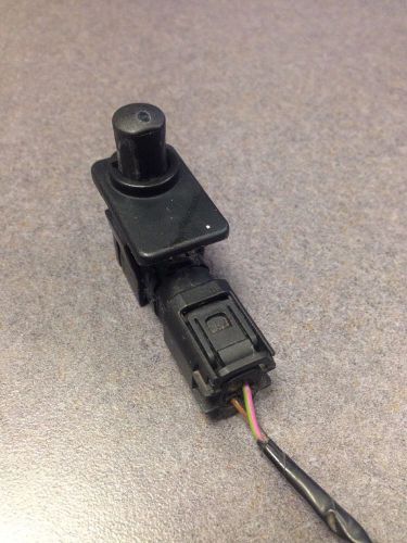 Bmw e46 328 325 e39 528 540i 530i e38 740i hood alarm switch sensor 61318352229