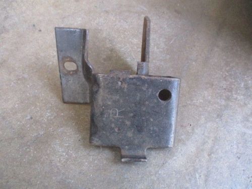 67 68 69 70 mustang rh engine frame bracket 302(original)fb fastback code 1967