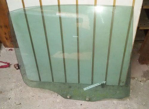 99 00 01 02 03 mitsubishi galant right passenger rear door glass window oem