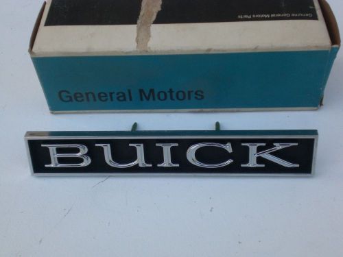 1971; buick lesabre, electra, centurion, estate wagon nos grille emblem