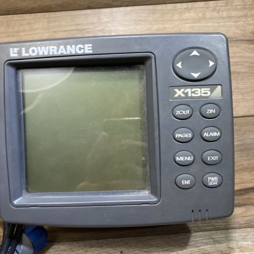 Lowrance x135 135 sonar fish finder head unit w/power cable &amp; mounting bracket