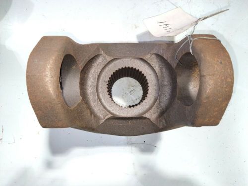 Dana holding corporation end yoke 6-4-7141