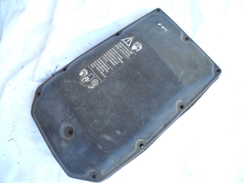 Johnson evinrude omc outboard motor three cylinder air box