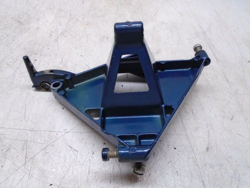 Johnson evinrude 18 hp outboard motor side wing bracket mount 203722