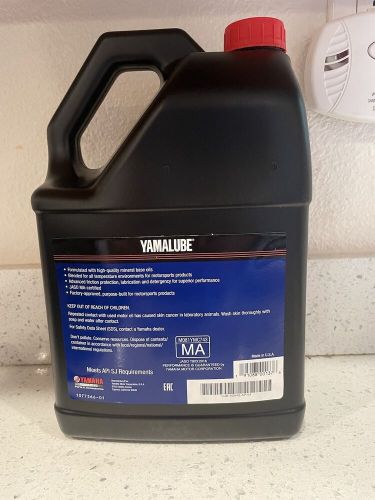 Yamaha yamalube all-purpose mx 4-stroke engine oil 10w40 sae lub-10w40-ap-04