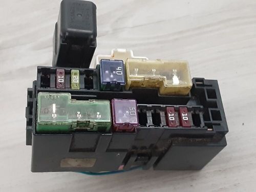 2014-2018 nissan versa  interior fuse relay box inner junction dash left  oem