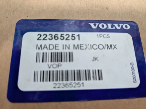 New oem genuine volvo penta v-ribbed belt vop 22365251