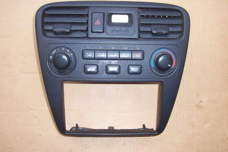 01 02 accord a/c heat climate controls bezel clock