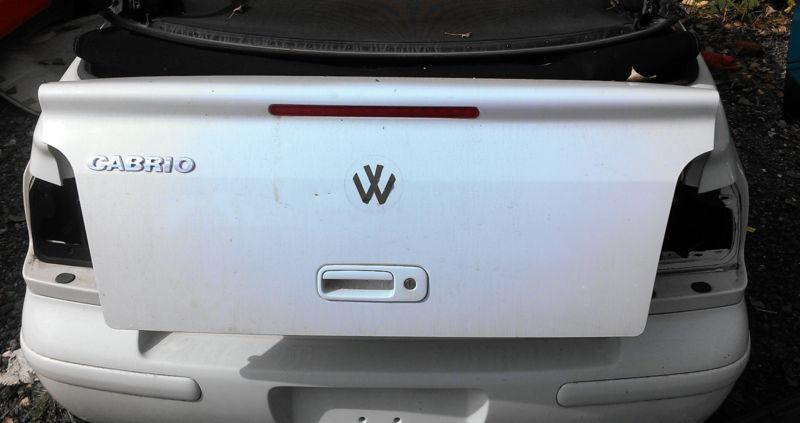 Oem 1999-2002 volkswagen cabrio convertible trunk lid 99 00 01 02