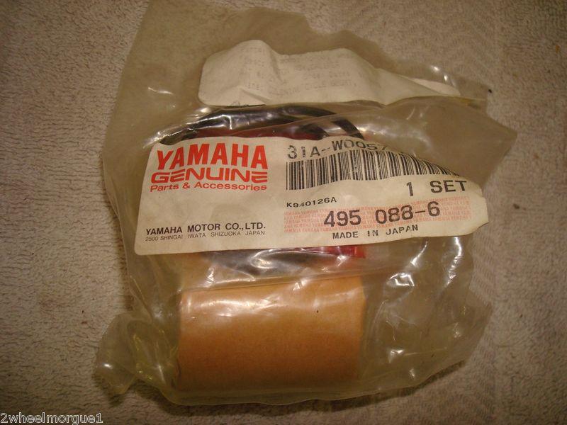 Yamaha nos brake caliper piston & seal kit 31a-w0057-00