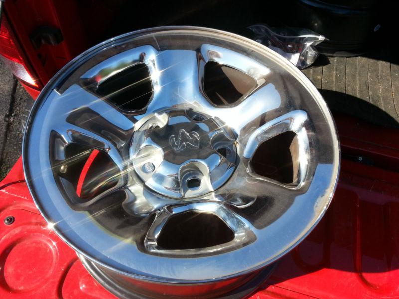 2011 factory 17" dodge wheels