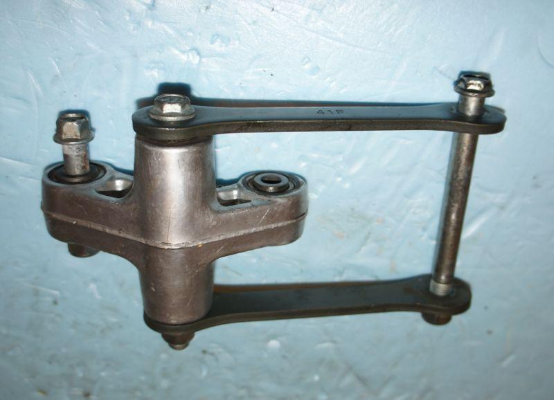 04 05 03 01 02 vl800 volusia boulvard rear shock dog bone cush brace bracket 06