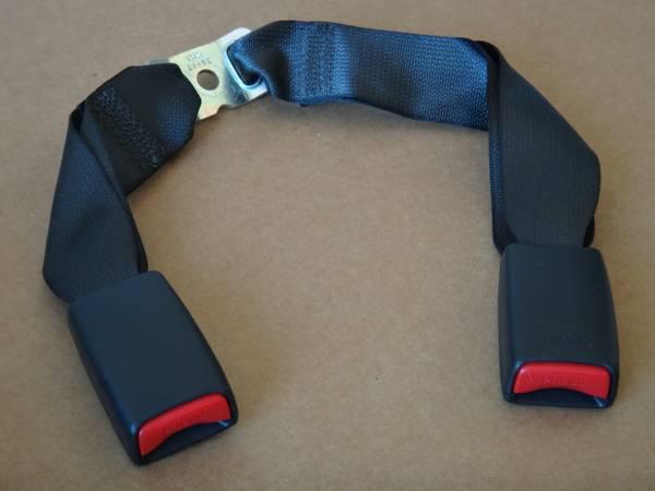 2010 tc back seat belt buckle