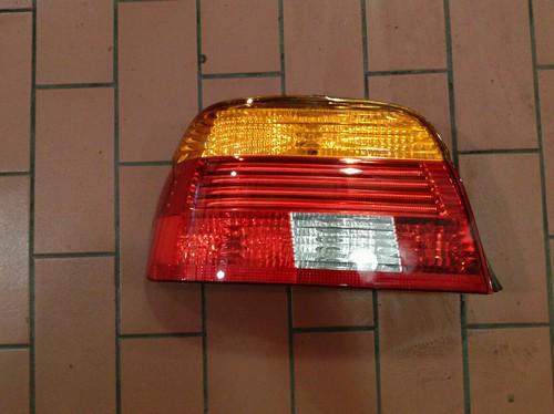 Bmw e39 left side tail light