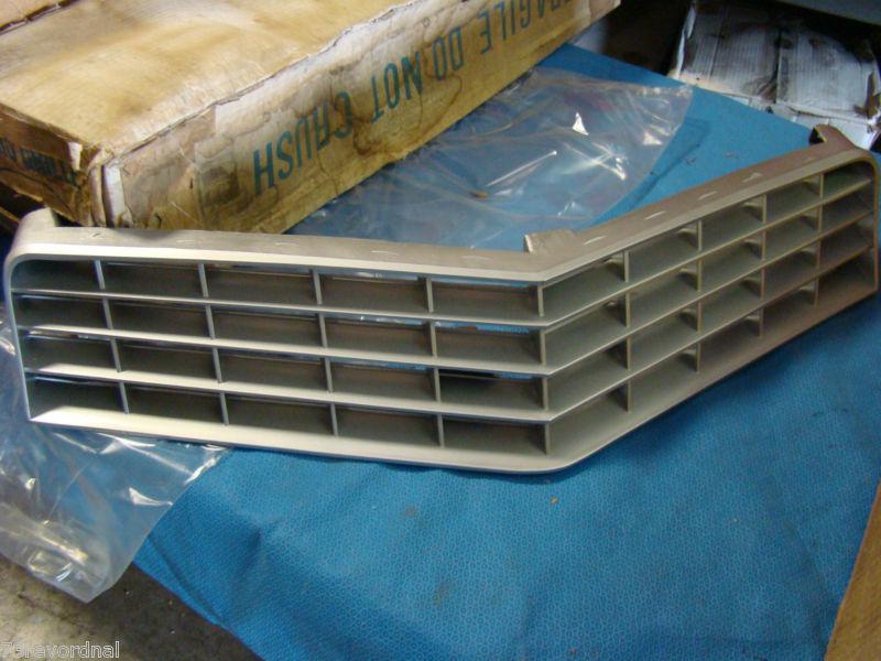 Nos 78 79 1978 1979 camar radiator grill gm nos 1978 1979 chevrolet camaro grill