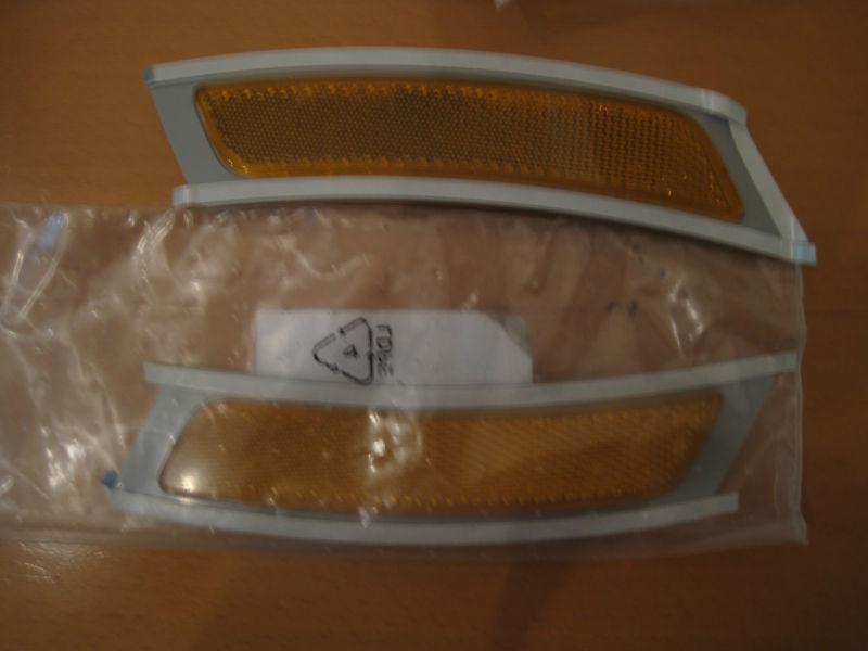 2009-2012 bmw 5 & 6 series front bumper side reflector marker lh oem 63147203265