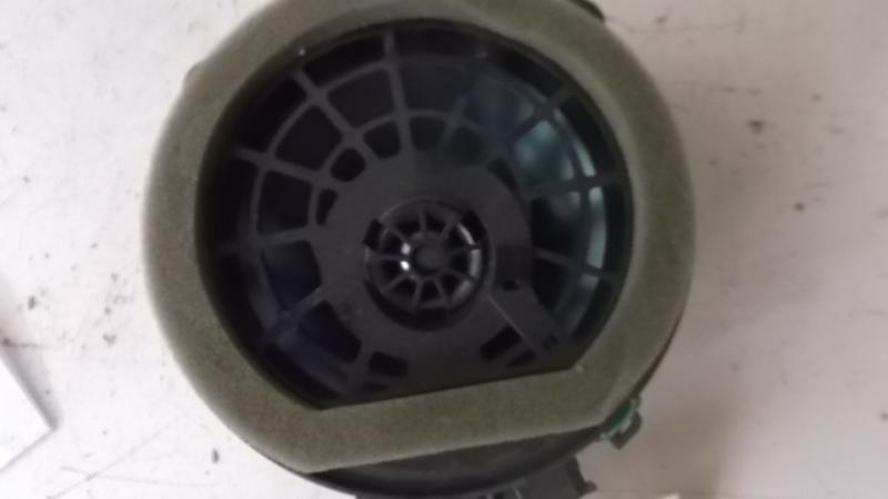 06 07 08 09 mercedes clk 350 550 63 rear speaker w209