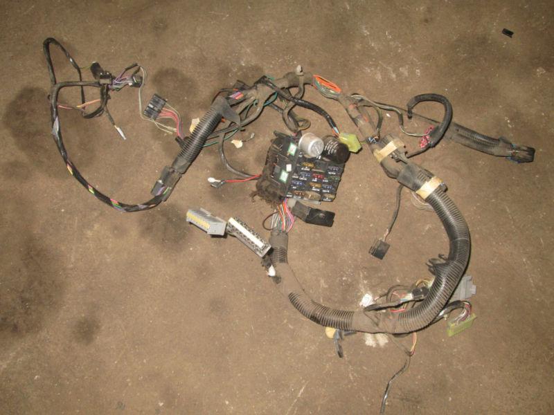 Jeep wrangler 1995 under dash wiring 2.5l 5 speed with fuse block 1058