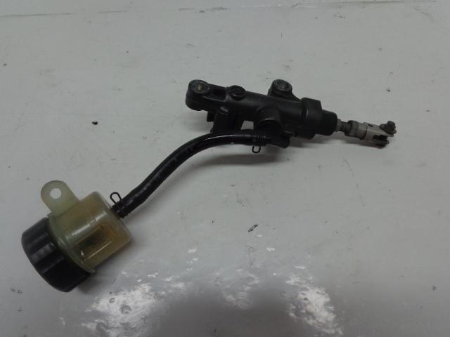 2003 2004 2005 yamaha yzf r6 06-09 r6s rear brake master cylinder oem z281