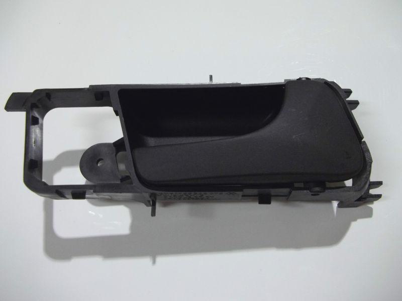 Suzuki forenza / reno sedan right inside door handle / interior door handle oem