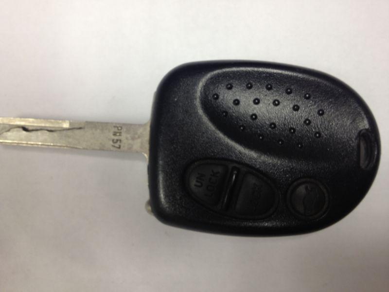 Pontiac gto remote keyless entry fob transmitter clicker cut key qqy8v00gh4001 