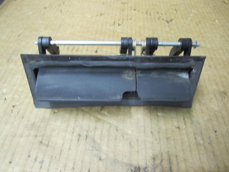 Ford escape 01-03 2001-2003 mazda tribute 01-03 2001-2003  rear hatch handle