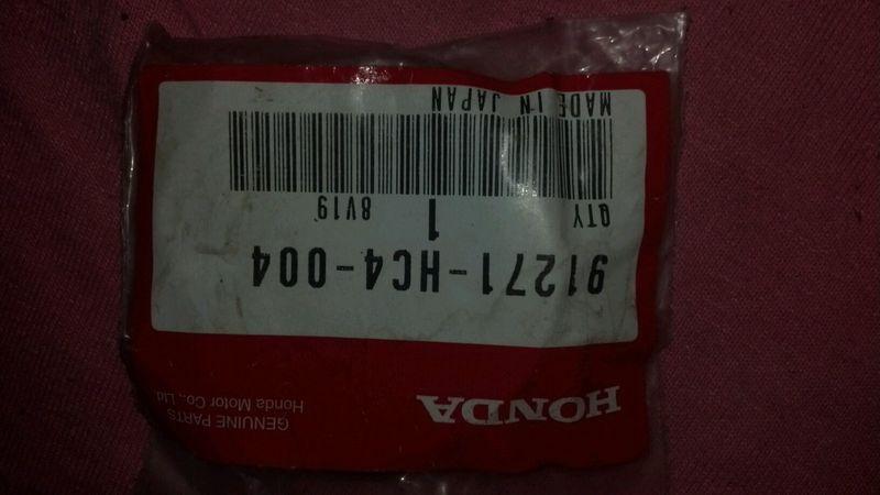 Honda oem 91271-hc4-004