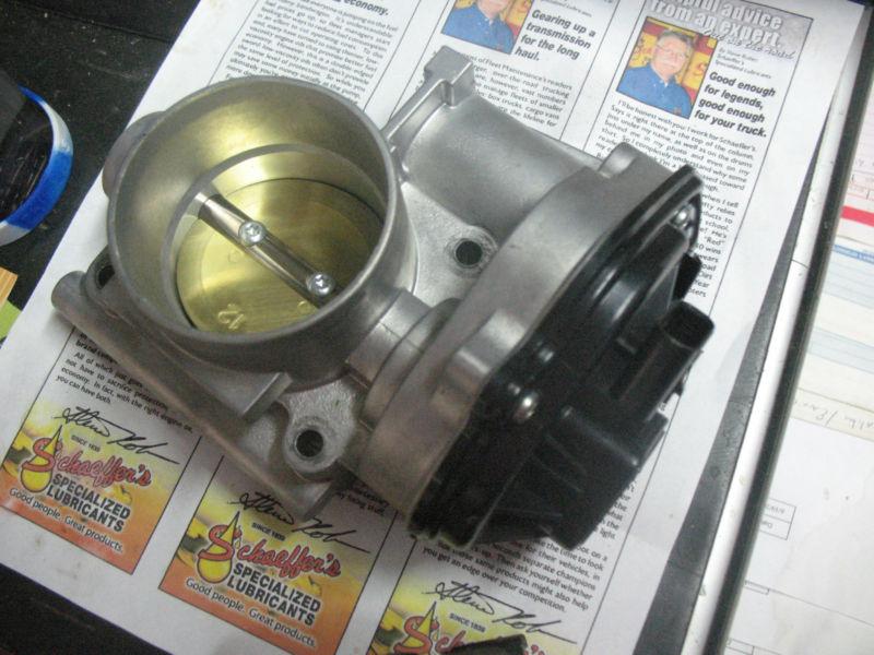 2005 mercury montego throttle body new ford part(13102000951b)