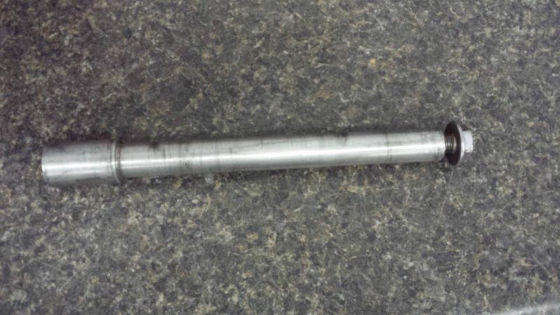 2004 honda cbr1000 front axel