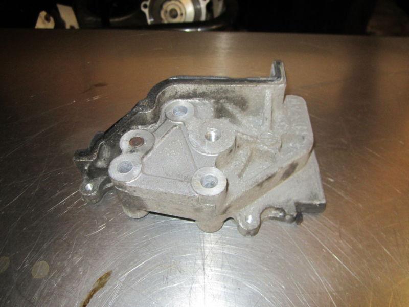 Vv014 tensioner bracket 2006 subaru legacy 2.5