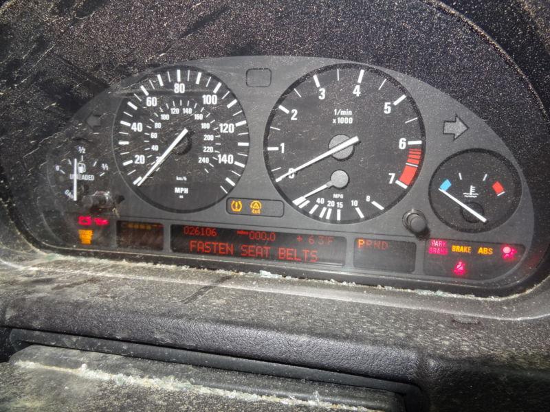 Speedometer bmw x5 2004 3.0l with 26,106 miles