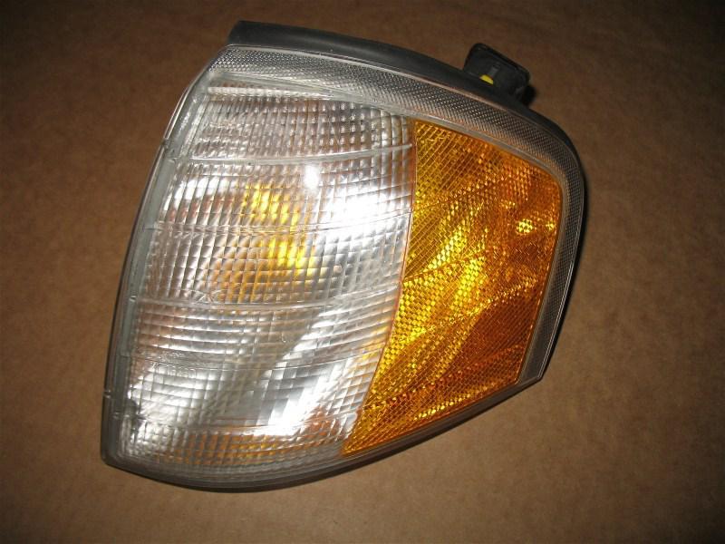 1994 1995 1996 1997 1998 1999 00 mercedes c220 c230 c280 left turn signal light