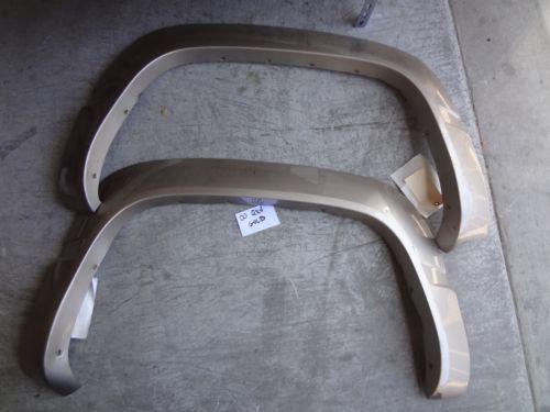 00 infiniti qx4 rear fender flare gold rh passenger only oem