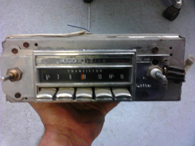 1968 1969 1970 1971 1972 1973 1974 olds 442 cutlass oem am radio 