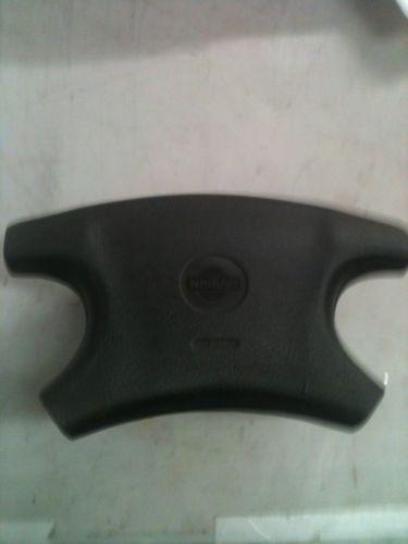 Steering wheel center section nissan sentra se-r 1991-1994