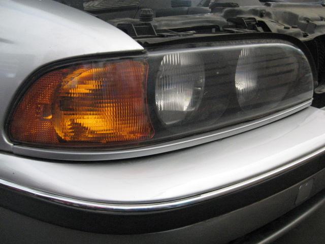 2000 bmw 528i passenger rh headlight