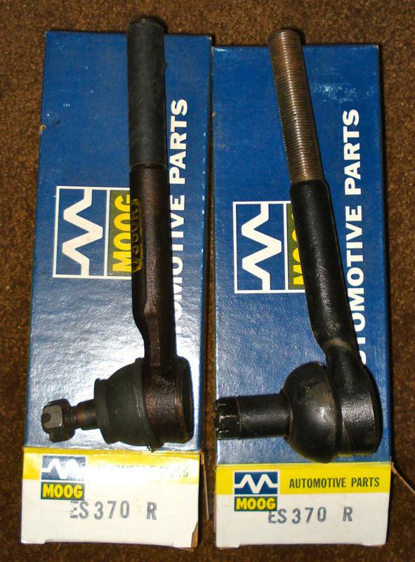 2 nos moog es-370r, 1965-1968 chevrolet tie rod ends, usa made