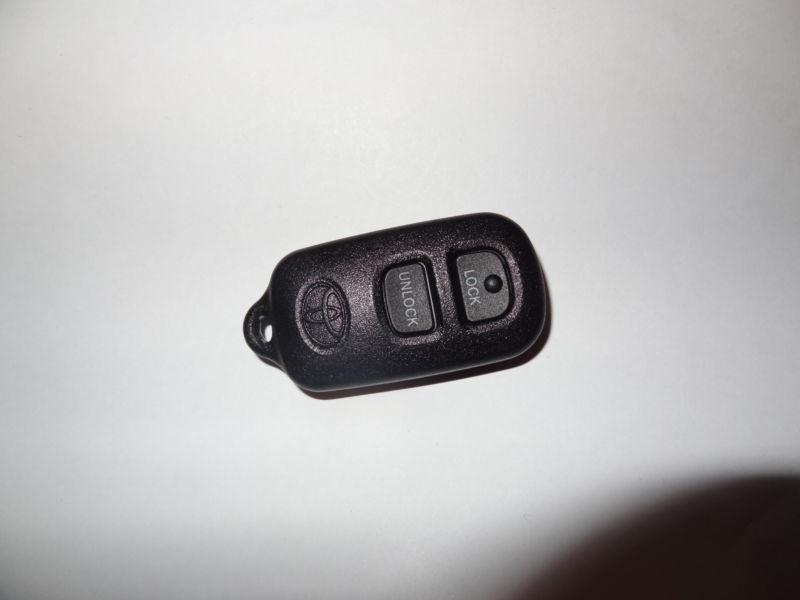 Toyota keyless entry remote  key fob transmitter  