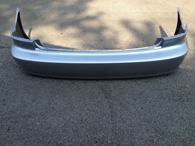 98 99 00 01 02 honda accord 4dr sedan rear bumper cover silver nh623m 