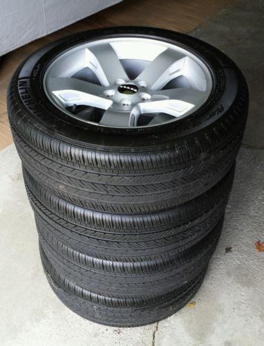 Dodge challenger 18' wheels and tires