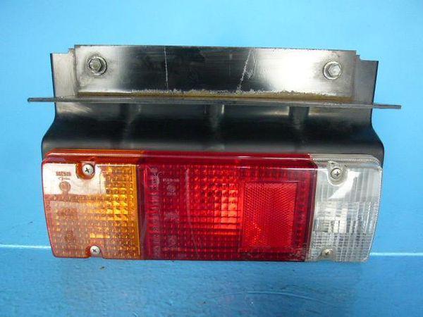 Toyota toyoace dyna 2008 rear left combination lamp [6215600]