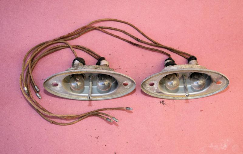 Nash metropolitan tail light sockets