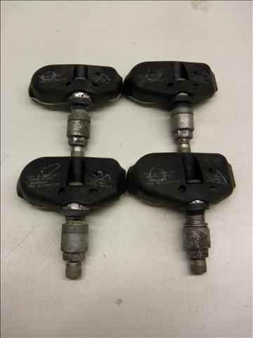 07 08 hyundai tiburon set of tire pressure sensors oem