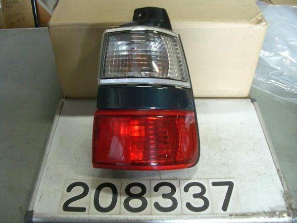 Toyota corolla 1998 rear right combination lamp [3715500]