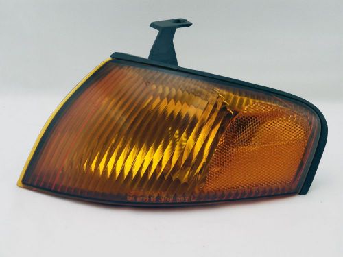 1997-1998 mazda 323 protege parking light lamp left driver side oem koito 210-61