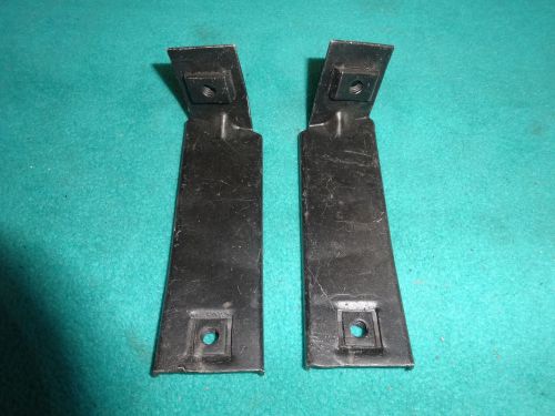 1970 dodge challenger grille support brackets to fenders, 1-pr, refinished, nice