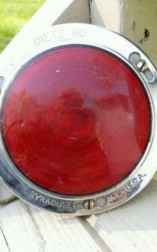 Dietz 190tail light..n.y. made..all metal back! e.u.c.! see pics!