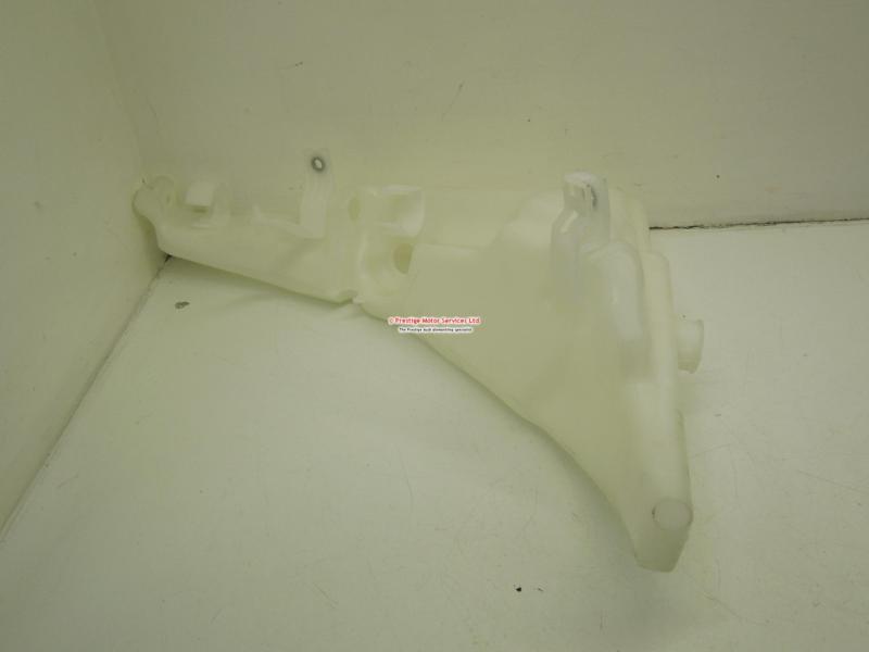 Audi tt ttrs 8j washer bottle reservoir 8j0955453c