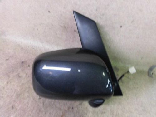 Toyota voxy 2005 right side mirror assembly [9913500]