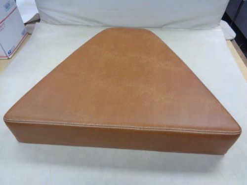 Scout 300lxf bow fill cushion brown 33 3/8&#034; x 27 3/4&#034; x 6 1/4&#034; marine boat